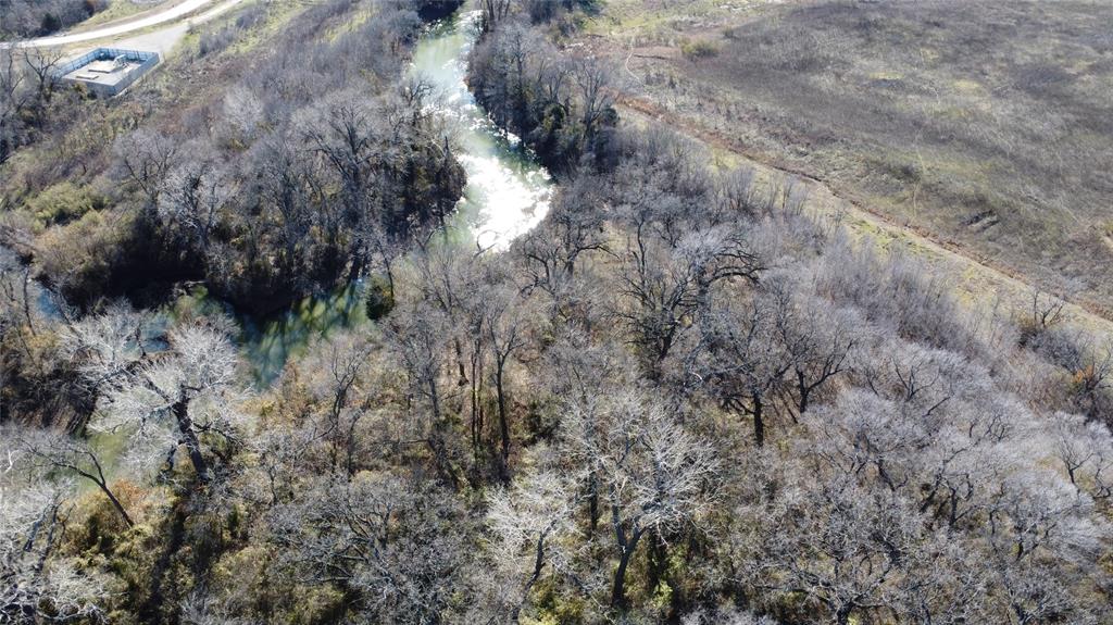 4215 Lakeside Parkway