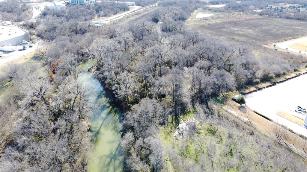 4215 Lakeside Parkway