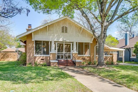 2124 Weatherbee Street Fort Worth TX 76110