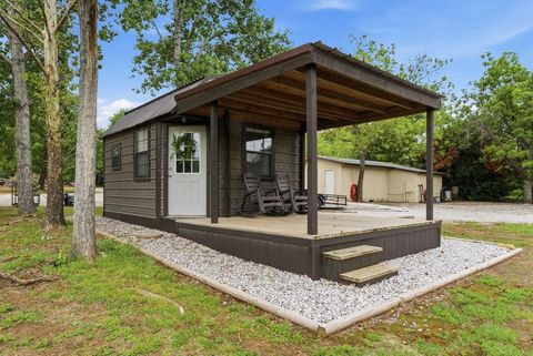 Photo of 909 County Road 237, Eastland, TX 76448 (MLS # 21247084)