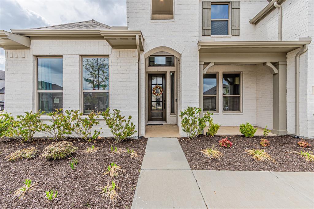 2500 Bluewood Lane