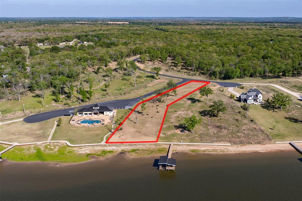 Photo 1 of 13 — 7024 Lakeshore Way, Malakoff, TX 75148