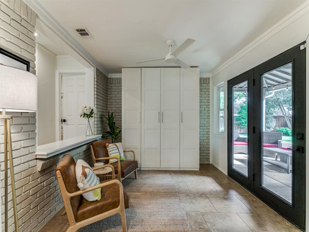 University Terrace Rev - Residential