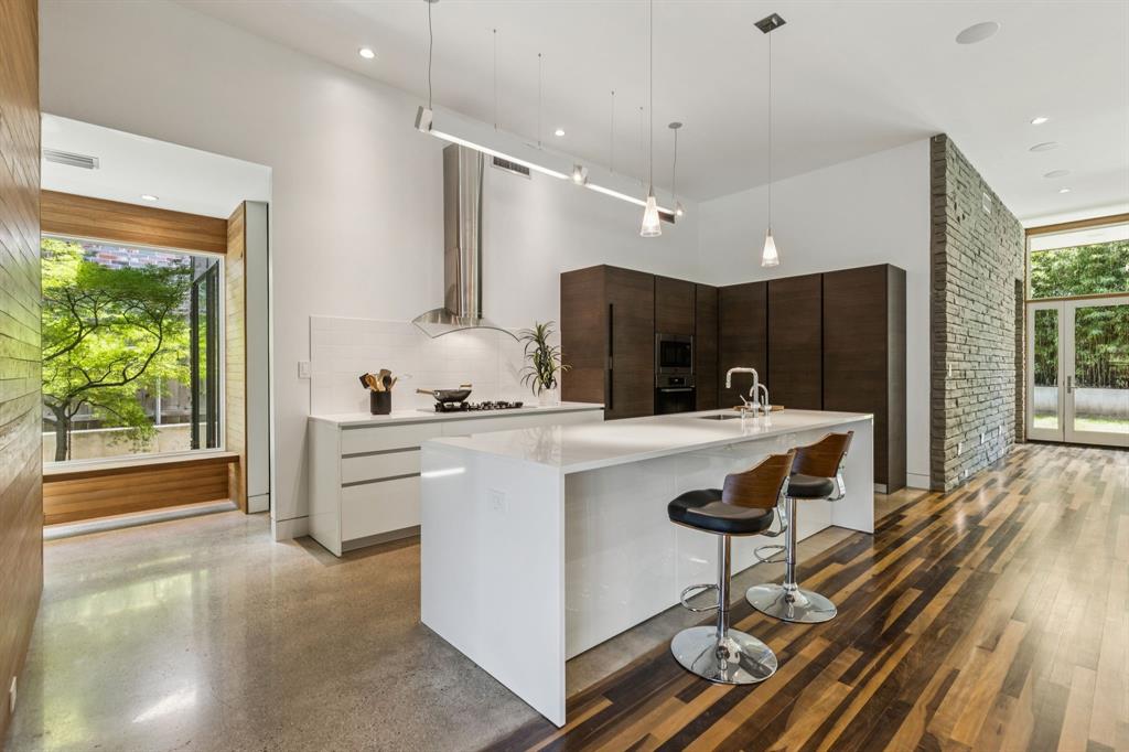 Country Club Heights - Residential