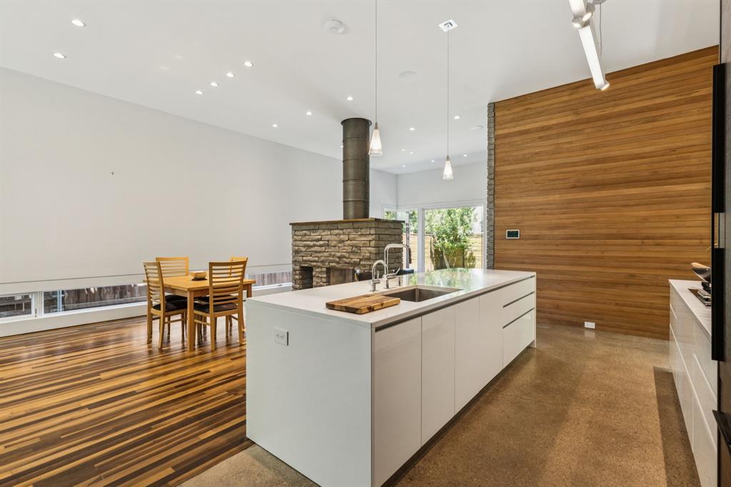 Country Club Heights - Residential