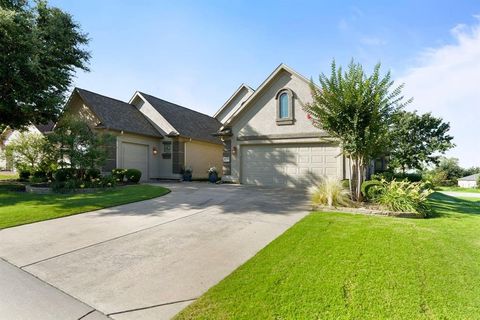 Single Family Residence in Denton TX 11313 Brandon Drive.jpg