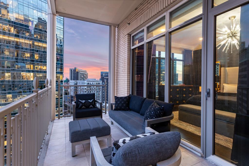 Ritz-Carlton Residences 1 - Residential