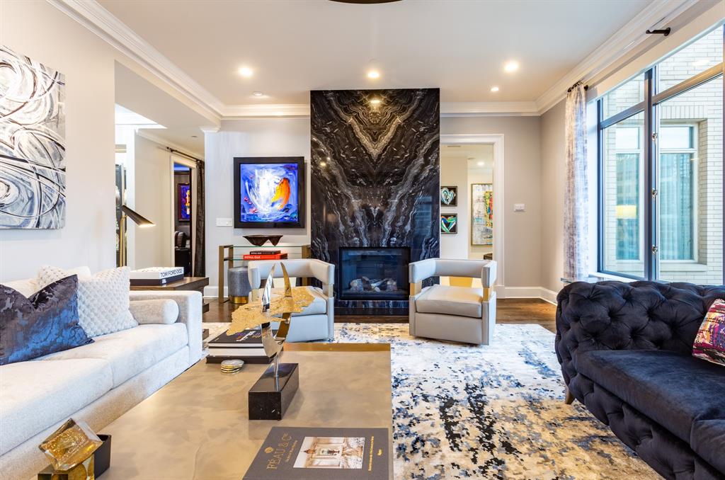 Ritz-Carlton Residences 1 - Residential