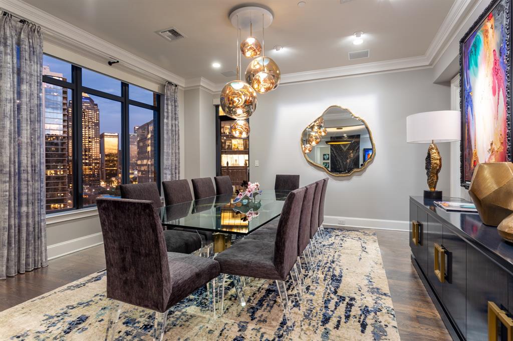 Ritz-Carlton Residences 1 - Residential