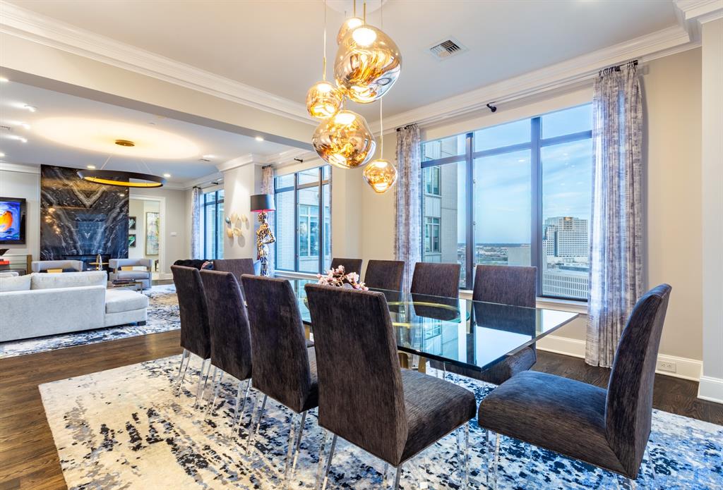 Ritz-Carlton Residences 1 - Residential