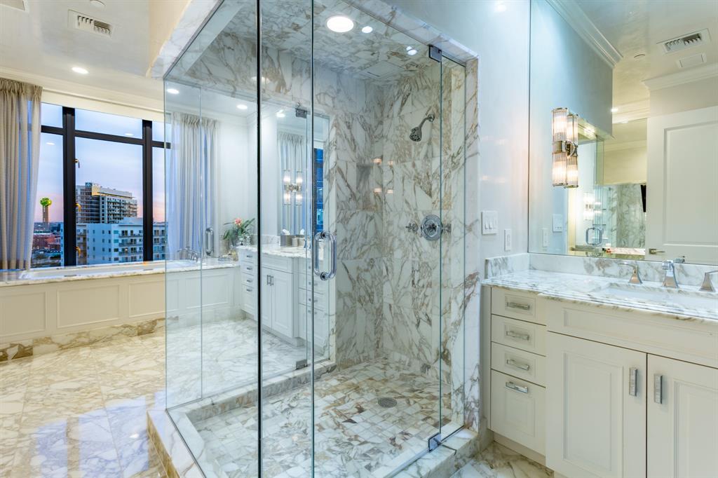 Ritz-Carlton Residences 1 - Residential