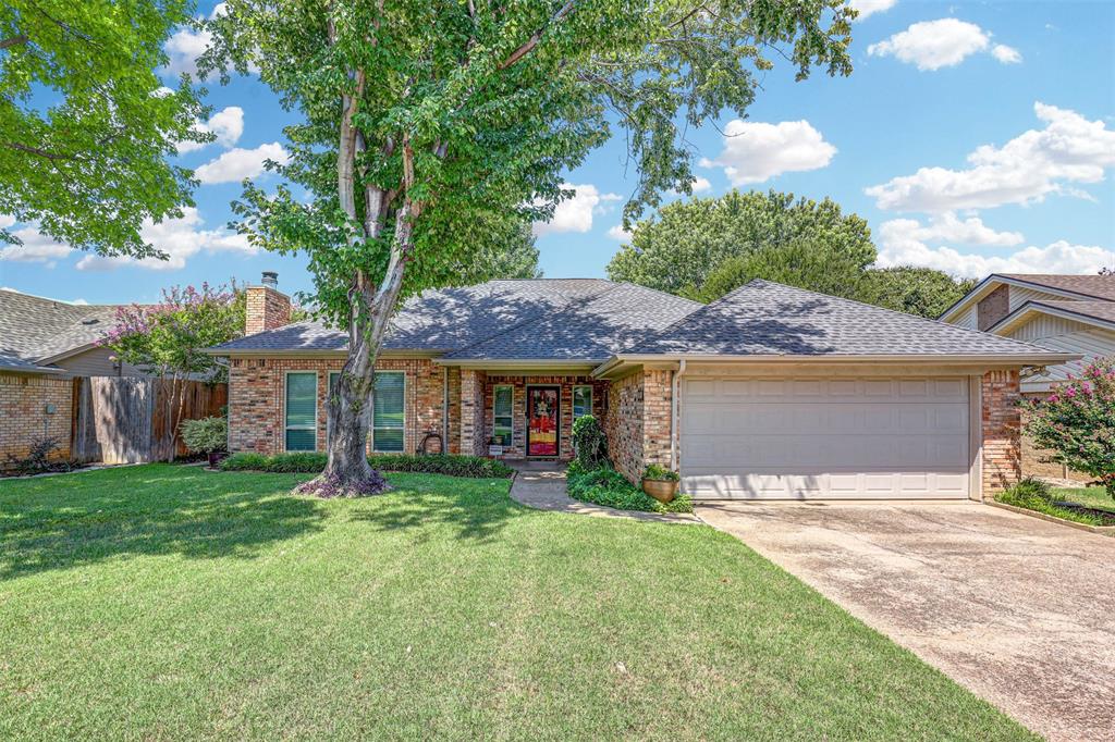 1721 Saxon Drive