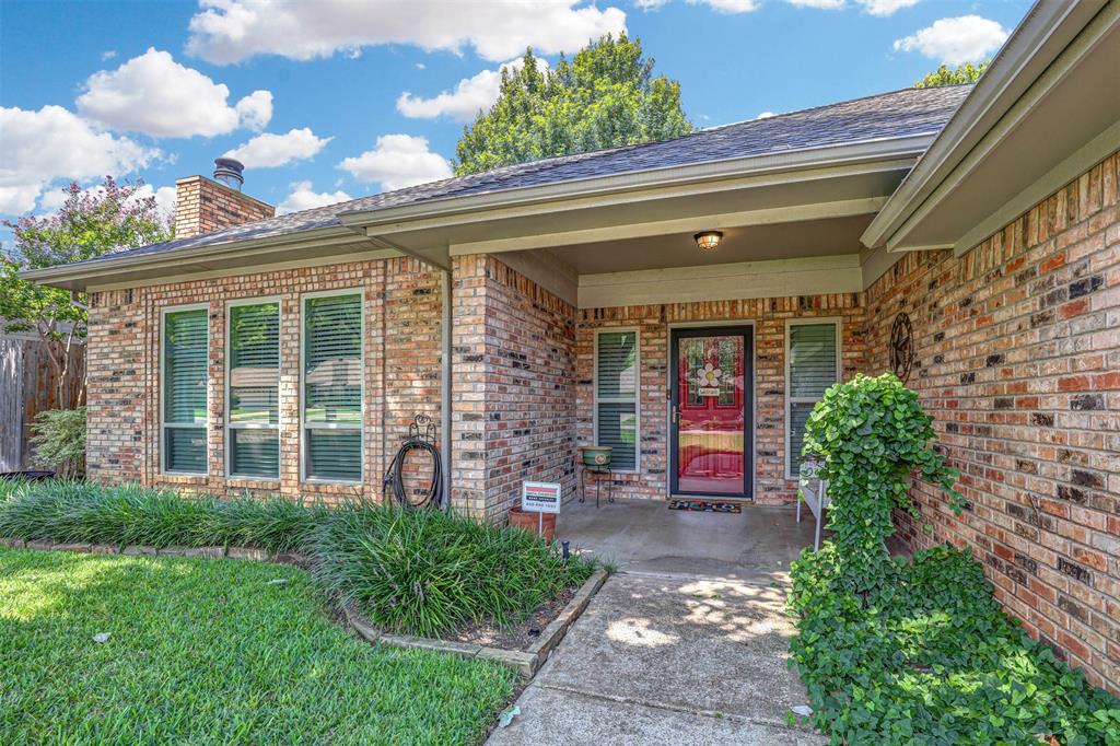 1721 Saxon Drive