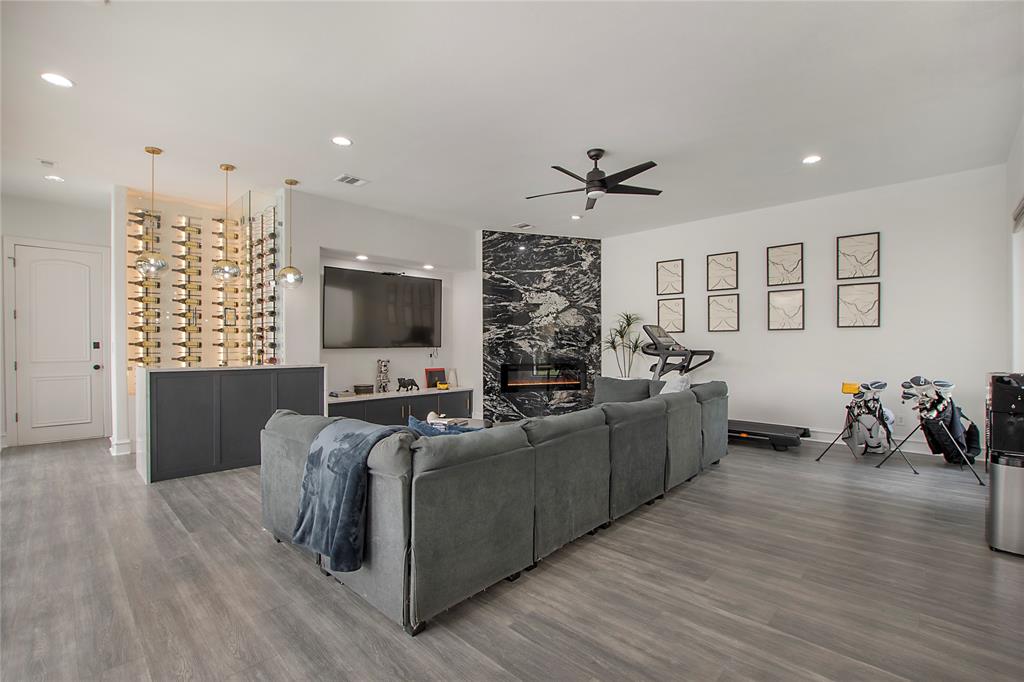 The Lakes On Legacy Drive Ph II - Residential