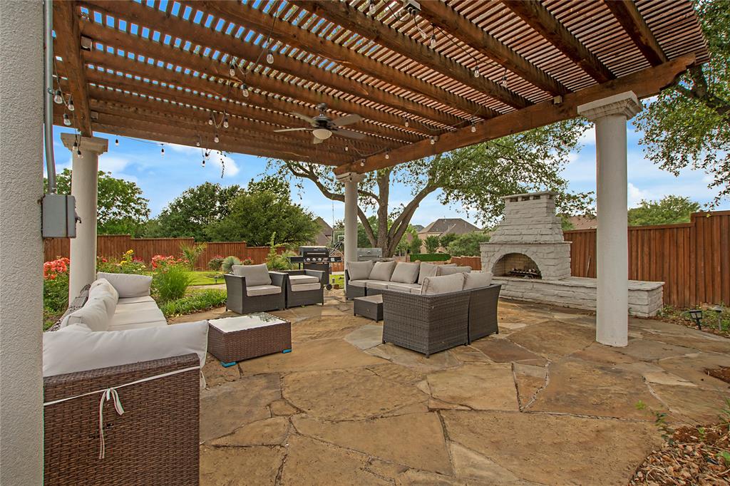 The Lakes On Legacy Drive Ph II - Residential