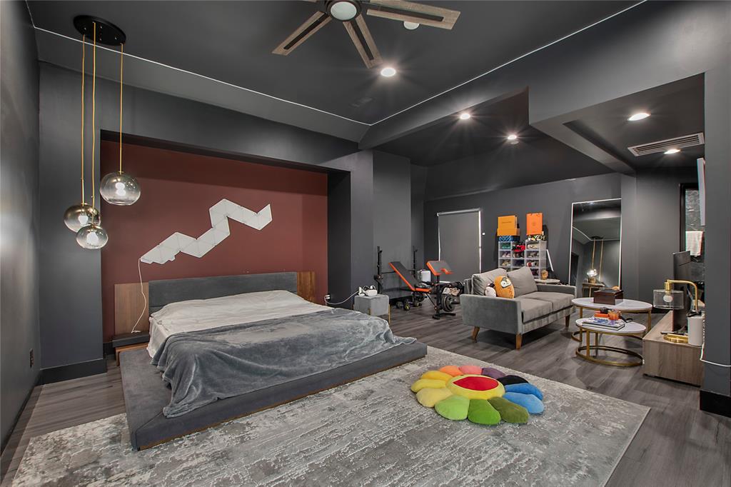 The Lakes On Legacy Drive Ph II - Residential