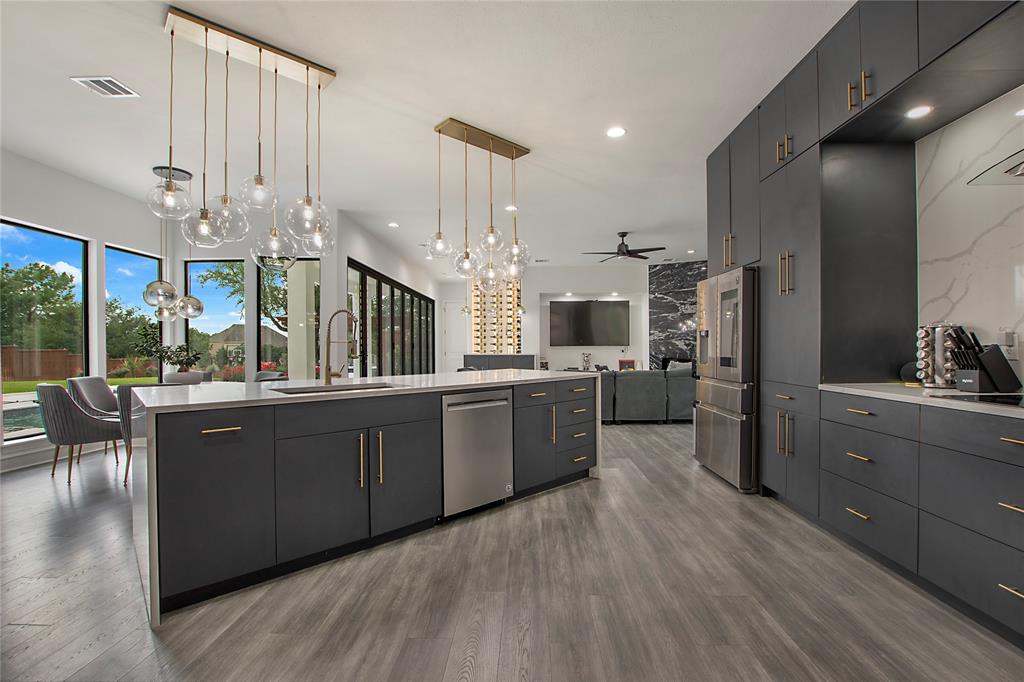 The Lakes On Legacy Drive Ph II - Residential