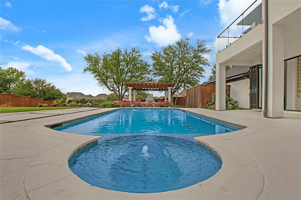 The Lakes On Legacy Drive Ph II - Residential