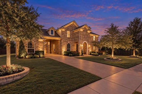 Photo of 501 Rawhide Path, Keller, TX 76248 (MLS # 21408243)