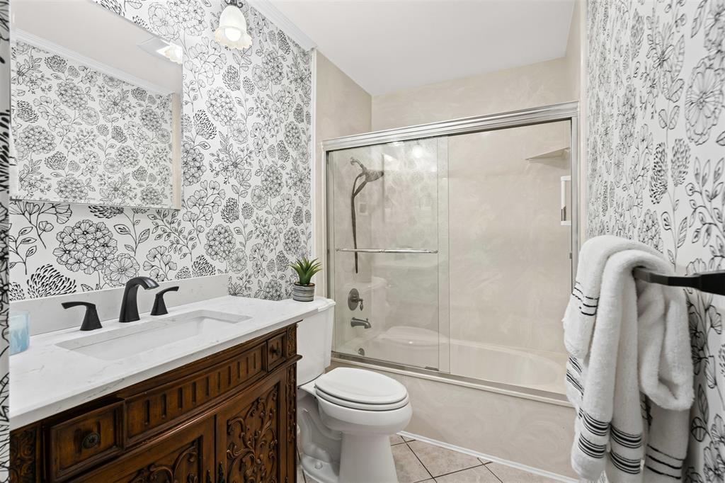 Arlington, Texas 76016, United States, 3 Bedrooms Bedrooms, ,2 BathroomsBathrooms,Residential,Pending,155744