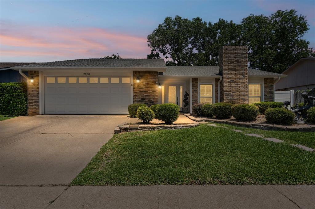 Arlington, Texas 76016, United States, 3 Bedrooms Bedrooms, ,2 BathroomsBathrooms,Residential,Pending,155744