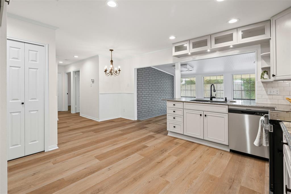 Arlington, Texas 76016, United States, 3 Bedrooms Bedrooms, ,2 BathroomsBathrooms,Residential,Pending,155744