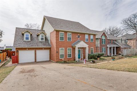 3229 Birch Avenue Grapevine TX 76051