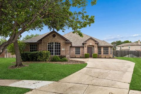 Photo of 8413 Island Court, Fort Worth, TX 76137 (MLS # 21246798)