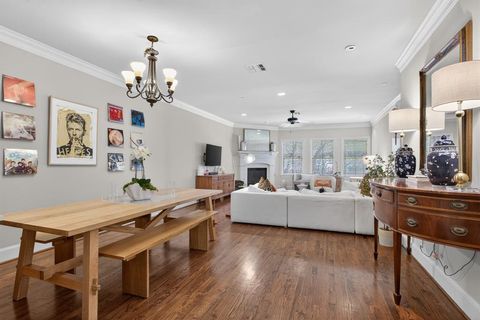 Tiny photo for 5801 Hillcrest Avenue #06, University Park, TX 75205 (MLS # 21173355)