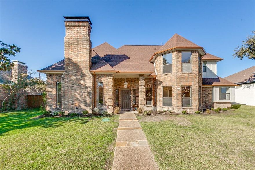 Welcome to Preston Highlands's friendly & quite neighborhood home that has been completely REMODELED & RE-IMAGINED. Open floor plan. High-End finishes. Designer light fixtures, custom texture & paint. Engineered wood glue down flooring. Beautiful quartz kitchen counters; NEW SS Oven, Cooktop, Microwave, Trash compactor & Range Hood. Fully remodeled bathrooms with designer tile, beautiful quartz countertops, soft-close custom cabinet drawers. Master suite with walk-in shower. Guest room downstairs would make a great nursery or private office or In-Law Suite. Upstairs are two spacious bedrooms with NEW carpeting & padding. Jack n Jill bath with updated tile, new lighting & high efficiency Delta toilets. NEW 5 ton Carrier heating & cooling units & water heaters. Custom Copper Penny gutters & horizontal Cedar fence. Landlord will maintain lawn all year round. Make this house the perfect choice to call HOME with easy access to 190,DNT,shopping,& entertainment. Zoned for PLANO ISD