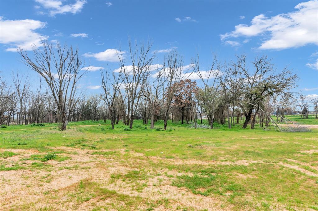 HUDSON, WADE H SURVEY ABSTRACT 716 TRACT 2 - Land