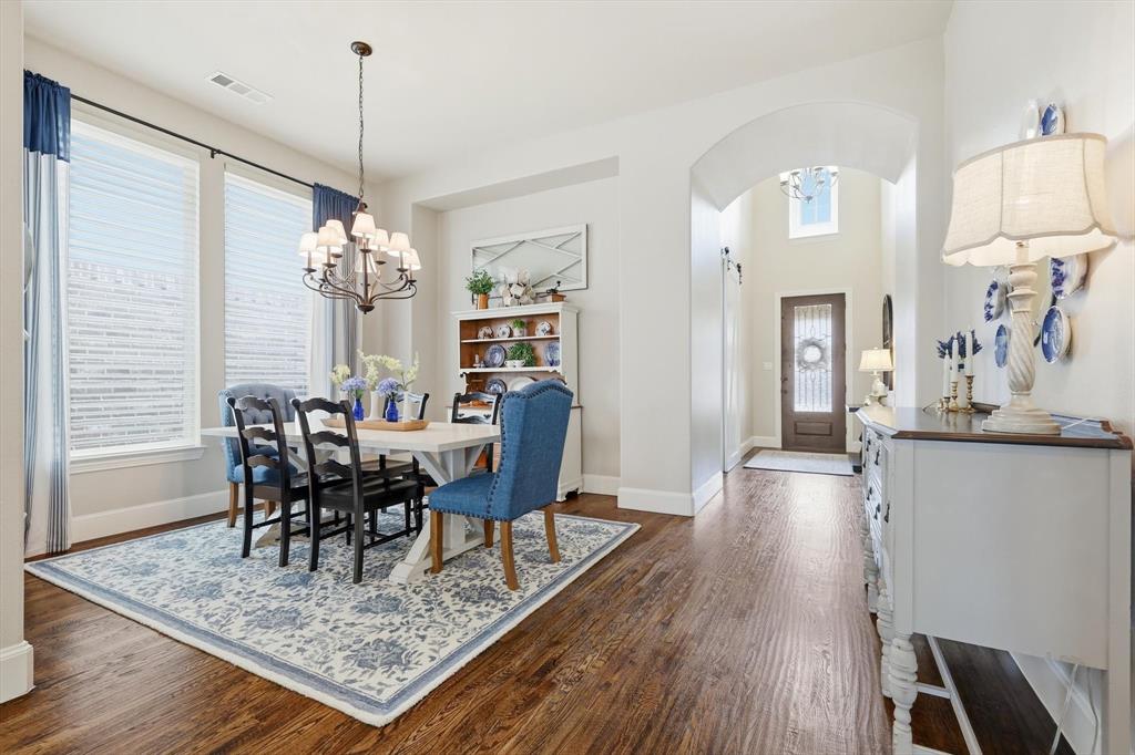 1401 Bluebell Avenue