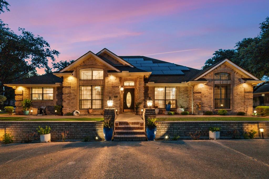 Valley View #4 - Residential