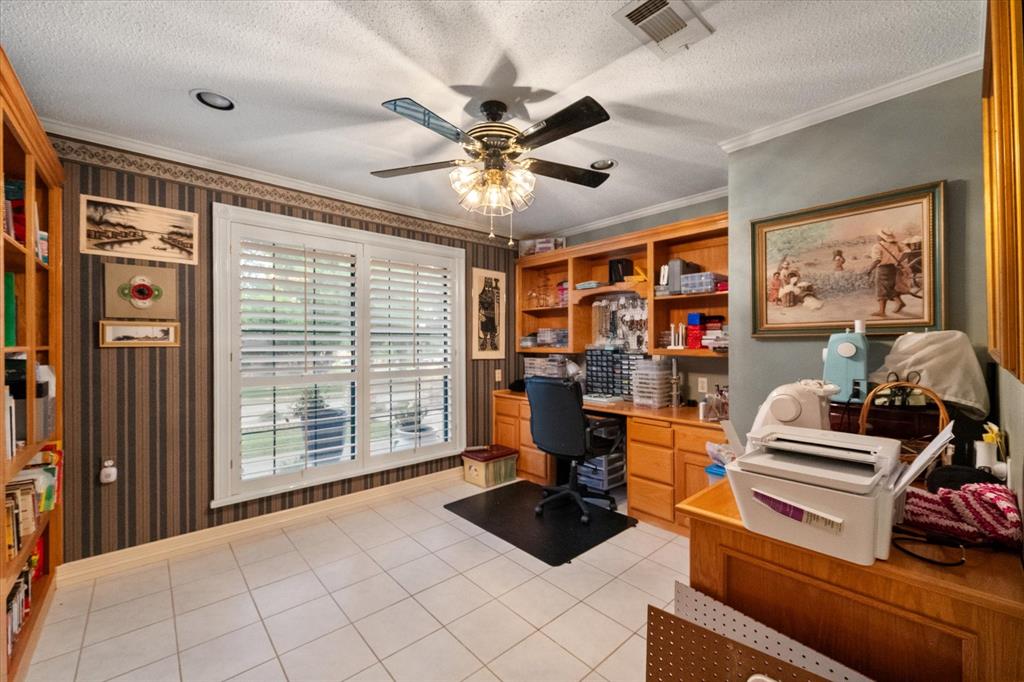 Valley View #4 - Residential