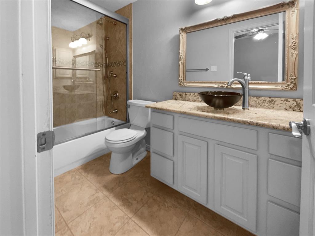 The Lakes On Legacy Drive Ph I - Residential