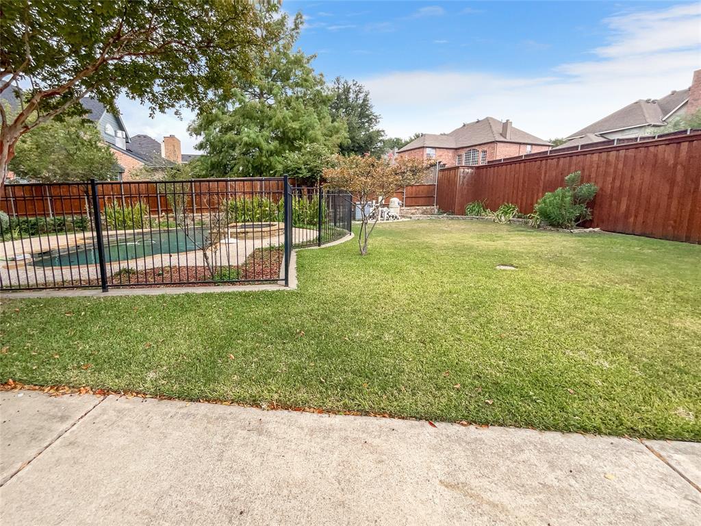 The Lakes On Legacy Drive Ph I - Residential