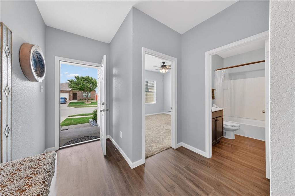 5325 Northfield Drive