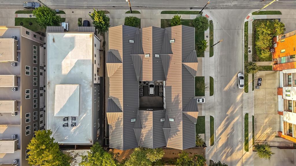 2001 N PRAIRIE CONDOS - Residential