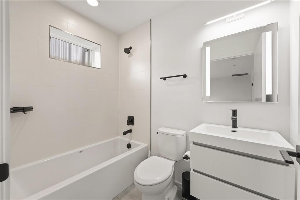 2001 N PRAIRIE CONDOS - Residential