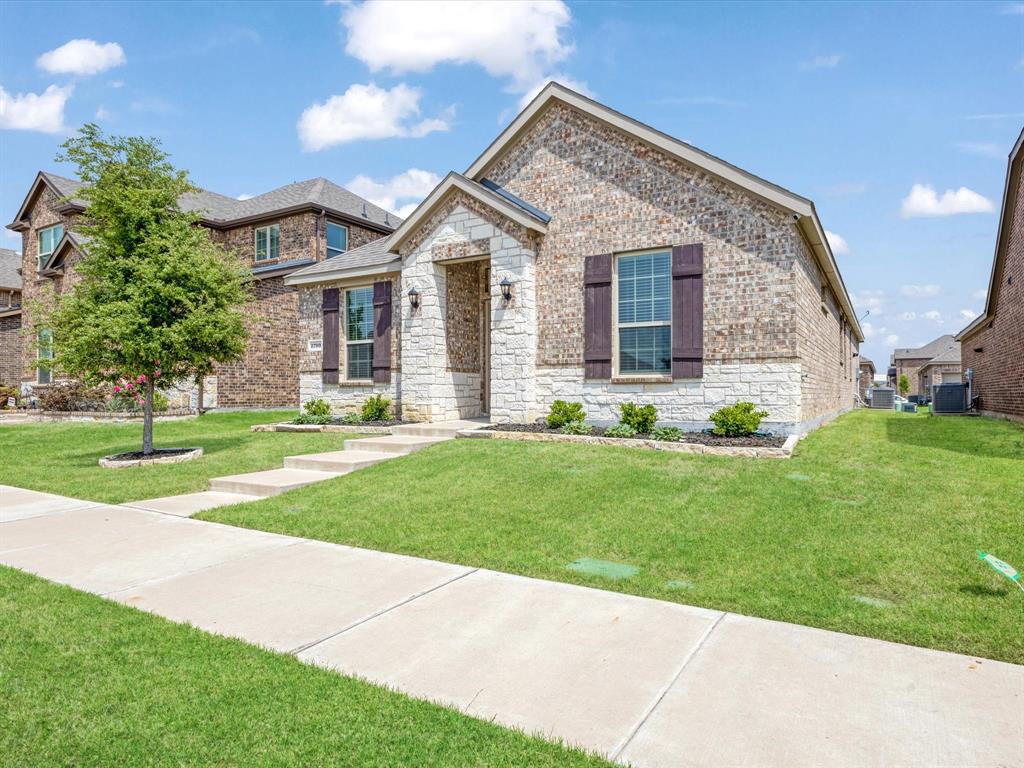 2700 Franklin Drive