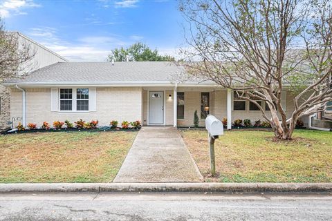 A home in Corsicana