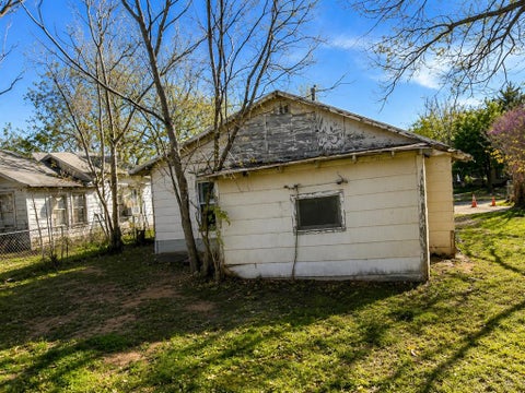 Tiny photo for 1204 N 8th Street, Wichita Falls, TX 76306 (MLS # 21340475)