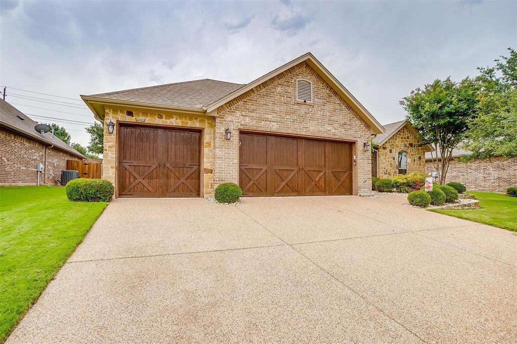 1017 Thistle Hill Trail