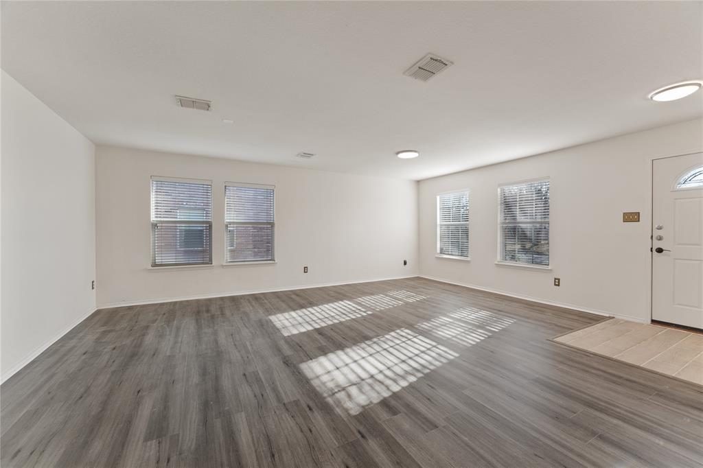 8105 York Beach Place