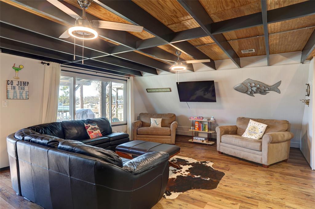 1809 Oak Shore Drive