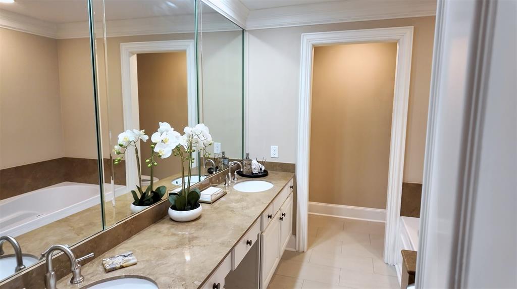 Grand at Turtle Creek Condos - Residential