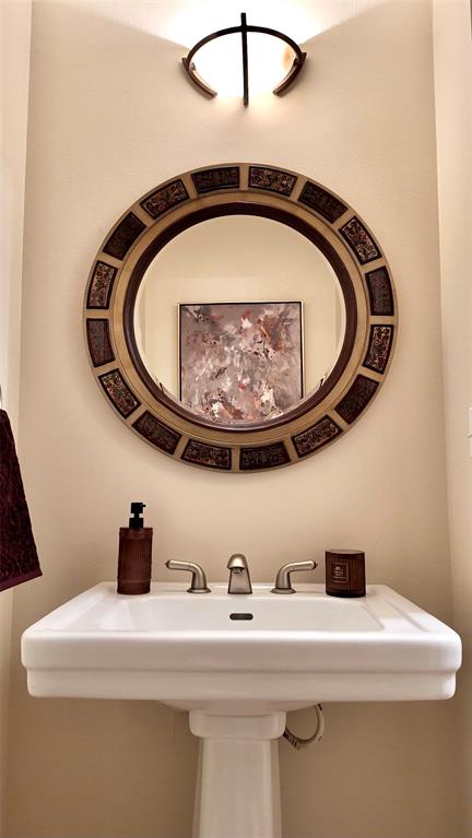 Grand at Turtle Creek Condos - Residential