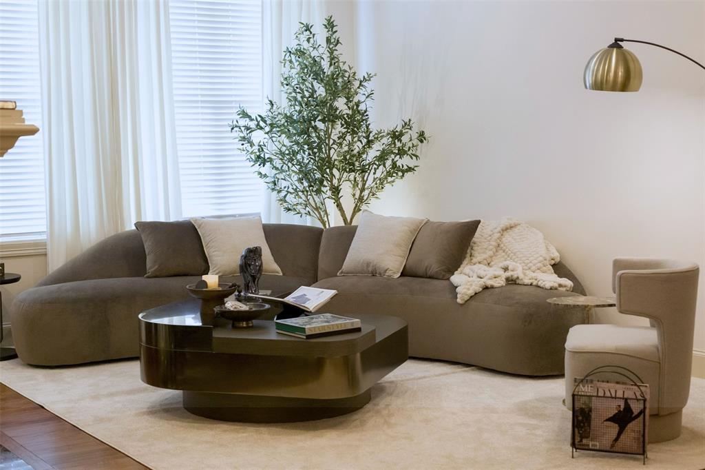 Grand at Turtle Creek Condos - Residential