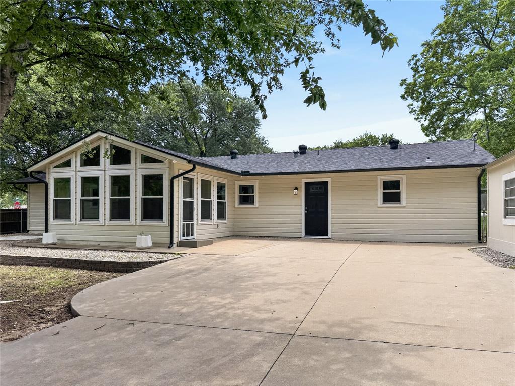 617 Dunaway Lane