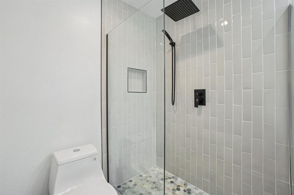 Amerada Apts 02 Add Rep - Residential